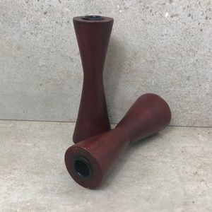 WOOD CANDLE HOLDER SET